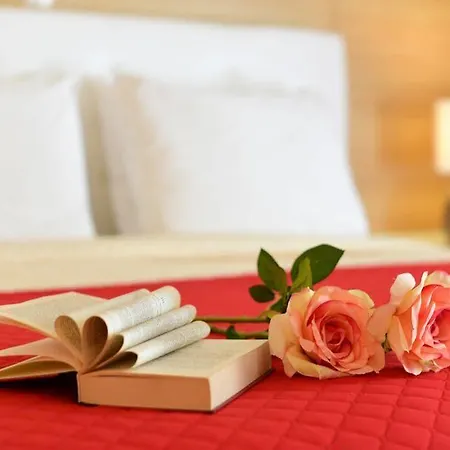 Sky Hotel 3*