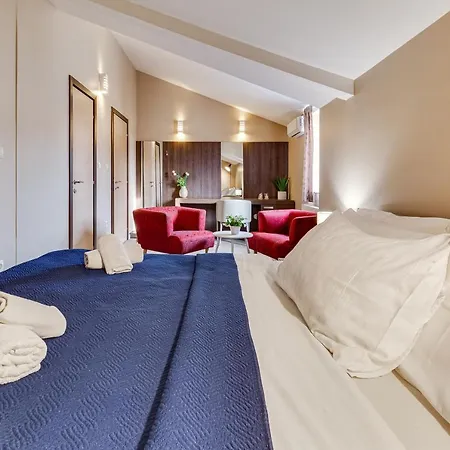 Sky Hotel