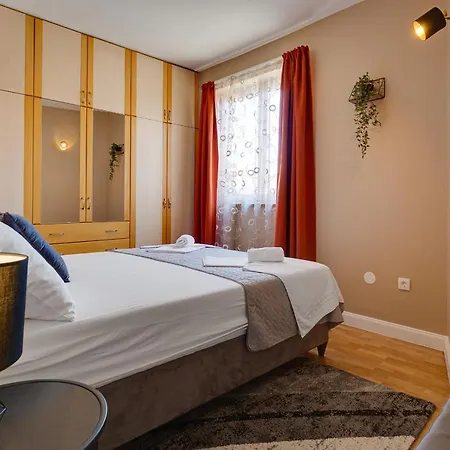 Sky Hotel 3*