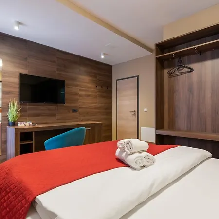 Hotel Sky 3*