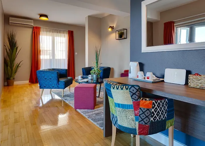 Sky Ξενοδοχείο Ζαντάρ