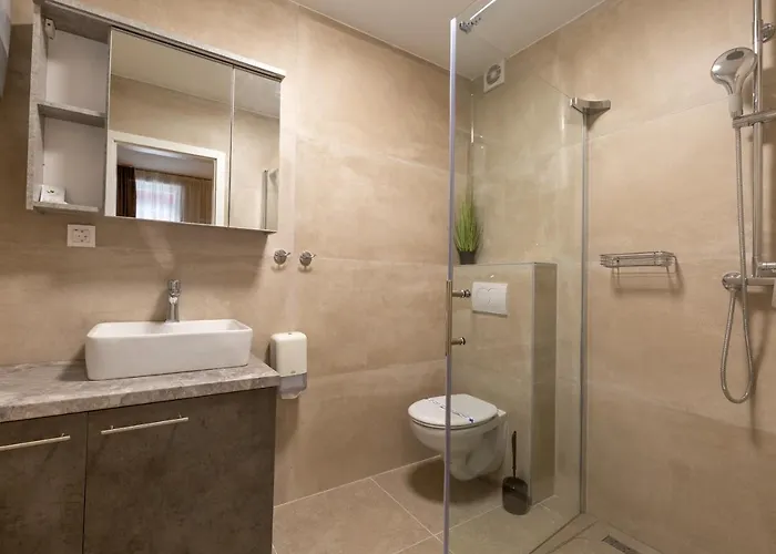 Sky Ξενοδοχείο Ζαντάρ