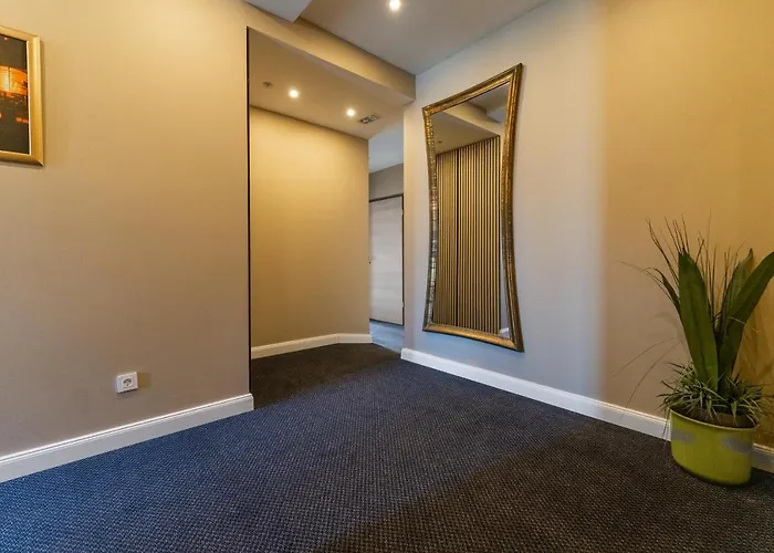 Sky Ξενοδοχείο Ζαντάρ