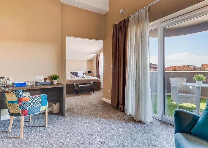 Sky Ξενοδοχείο 3*