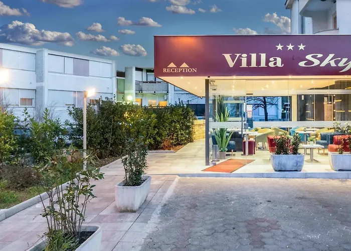 Sky Ξενοδοχείο 3*